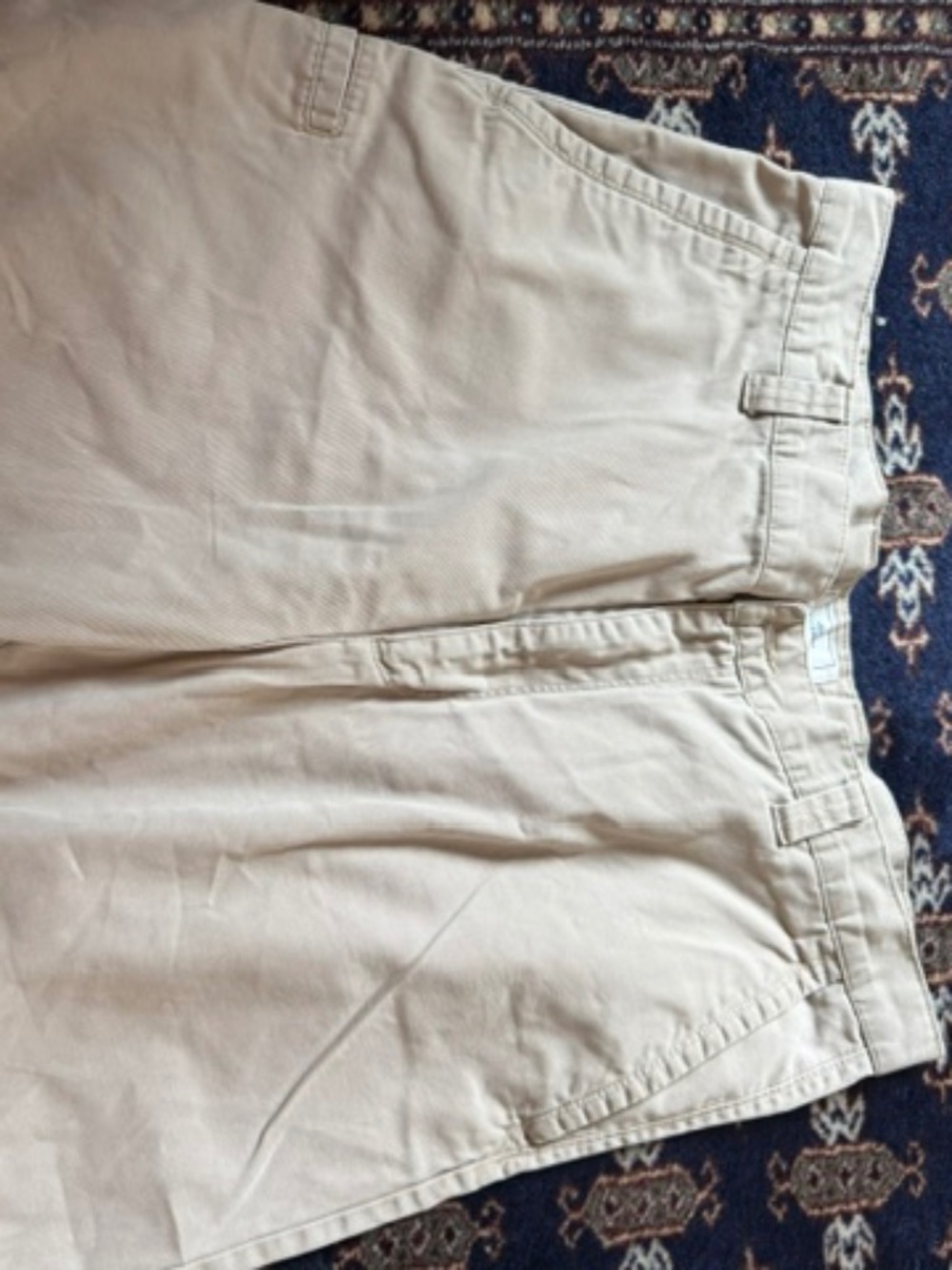 Dockers size 38 beige shorts great cond
